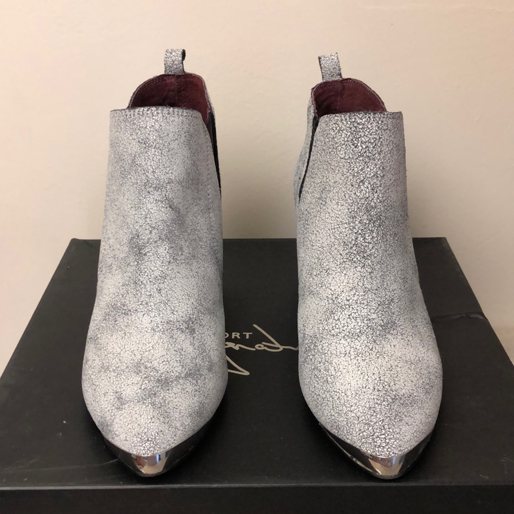 Report Toby white cracked leather effect booties